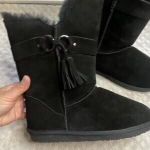 GOOCE Women’s Black Suede Mid-Calf Boots Faux Fur Lined Tassel Pull On 10